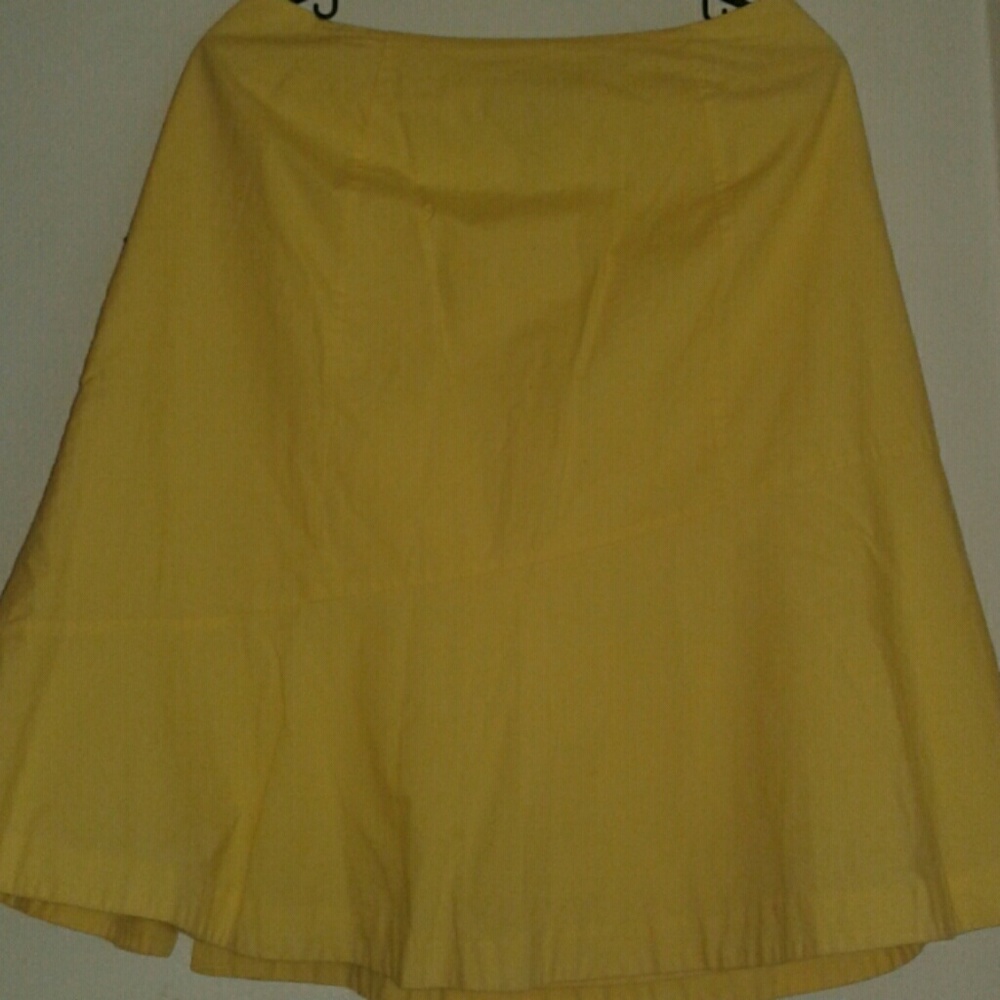 Yellow skirt